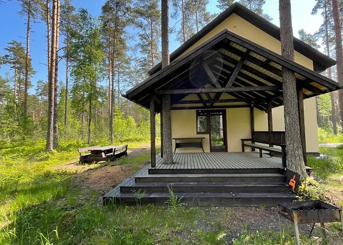 Angerja Dom wakacyjny Kuru